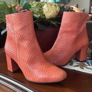 Brand New Farylrobin Anthropologie Genuine Leather Cognac Side Zip Ankle Boot